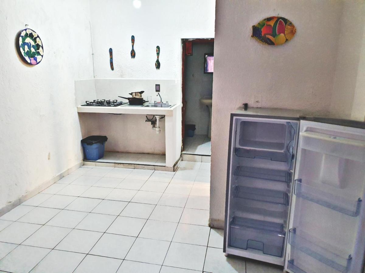 Hotel Amueblados Gaby Ζιουατανέχο Εξωτερικό φωτογραφία