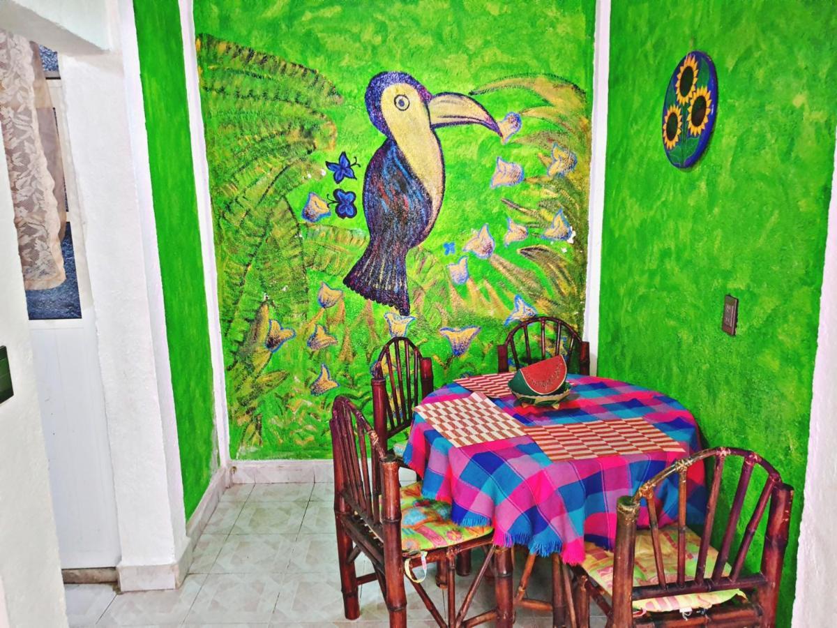 Hotel Amueblados Gaby Ζιουατανέχο Εξωτερικό φωτογραφία